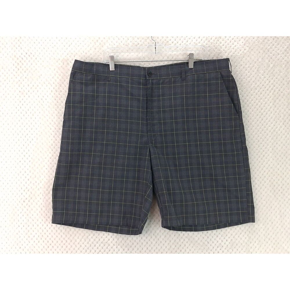 Ben Hogan Golf Performance Men's 42 Dark Gray Plaid Flat Front Shorts